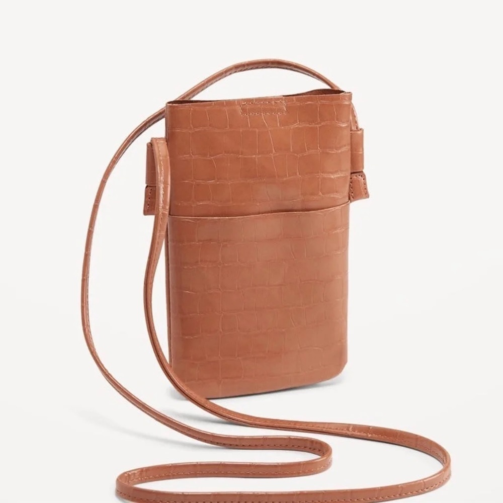 3 for $15 Old Navy Crossbody Bag Tan New with Tag
